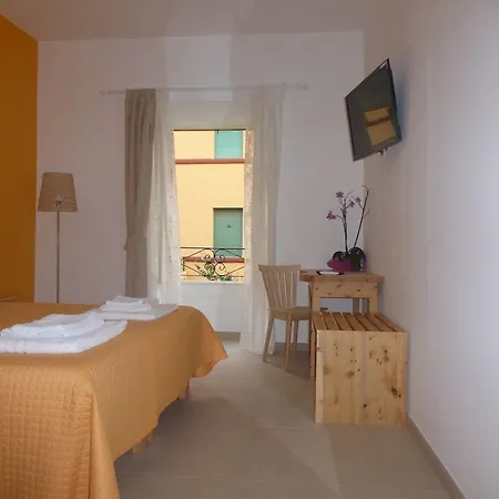 Nocleg ze śniadaniem Alle Porte Di San Giovanni 4*