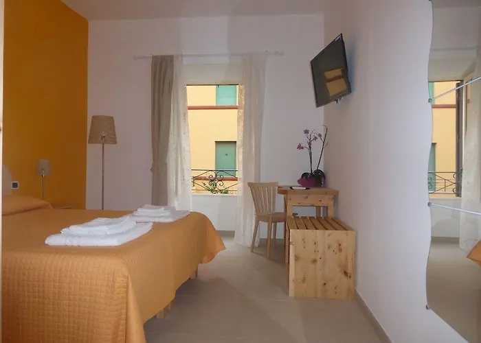 Bed & Breakfast Alle Porte Di San Giovanni 4*